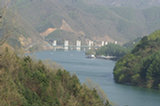07ap28240s.jpg